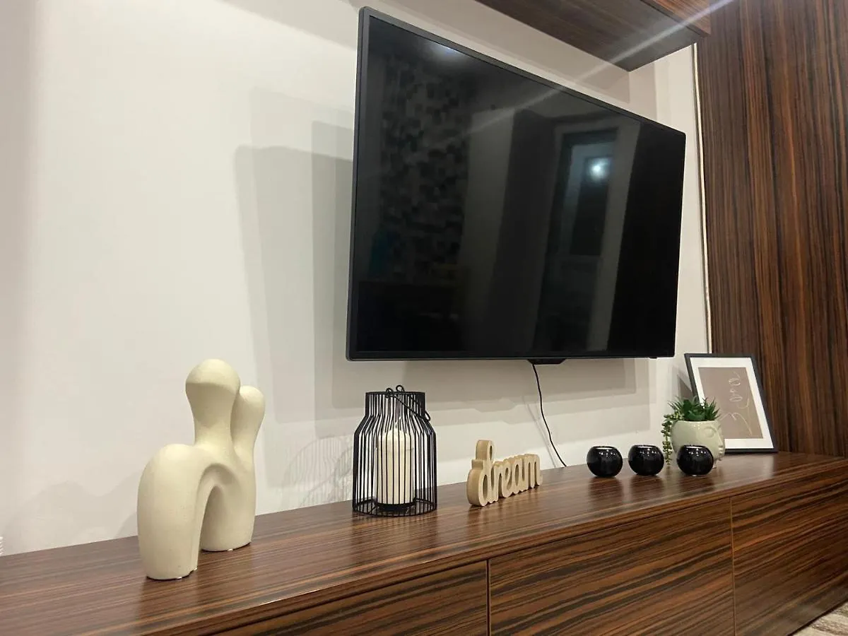 Apartment Garsoniera Relax Drumul Taberei Bucharest