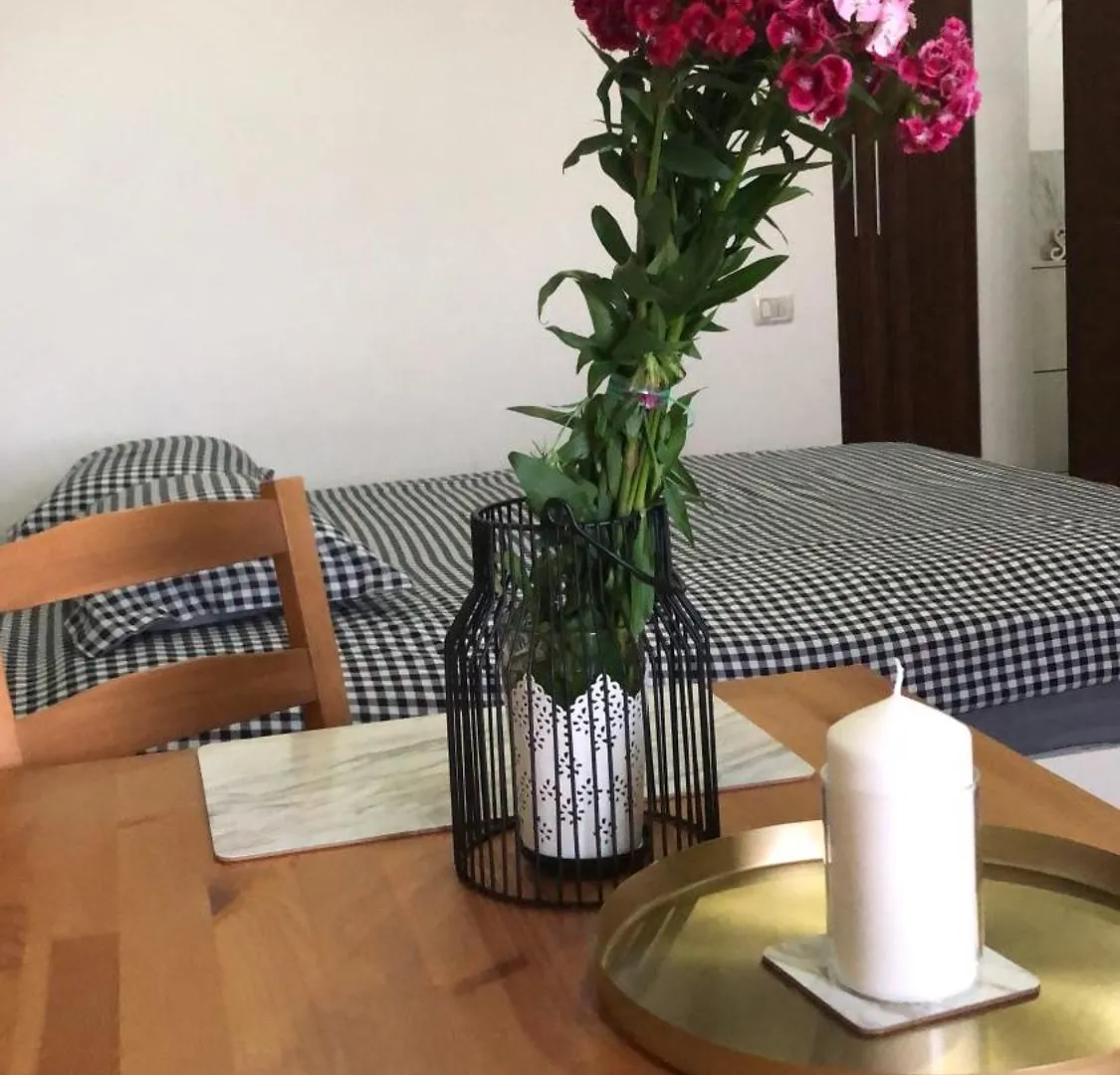 Garsoniera Relax Drumul Taberei Bucharest Apartment